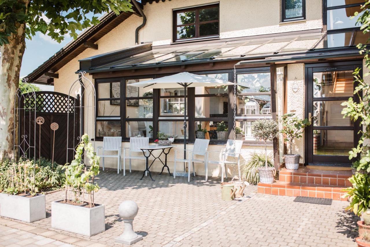 Gaestehaus Chalet-Perle Bad Füssing Dış mekan fotoğraf